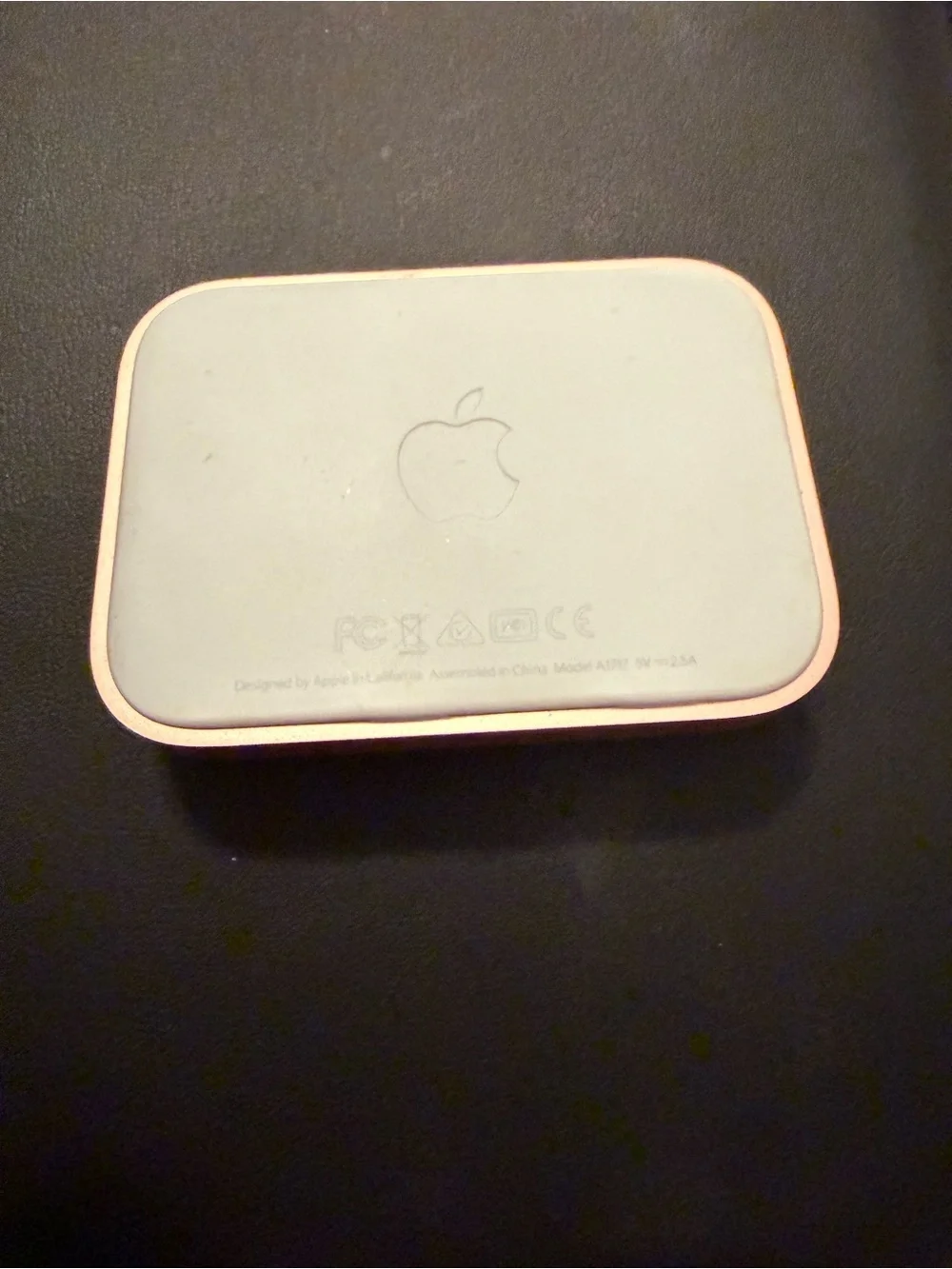 Apple Portable Docking Base in Light Pink and White